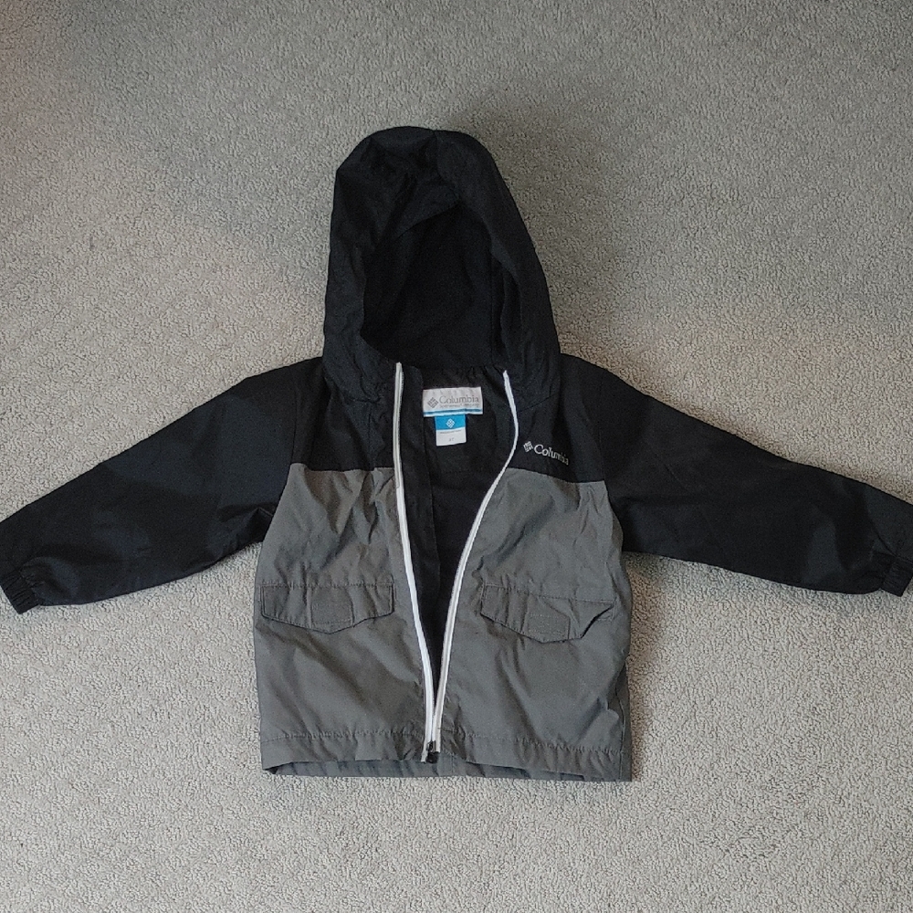 Columbia Black and Gray Kids Hooded Windbreaker Rain Jacket 3t